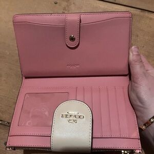 Coach Tech Wallet | Evergreen Floral